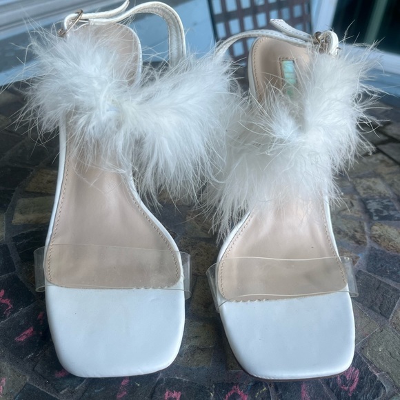 Fur Heels - Picture 2 of 6